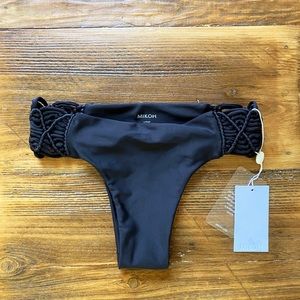 Super cute Mikoh bikini bottoms